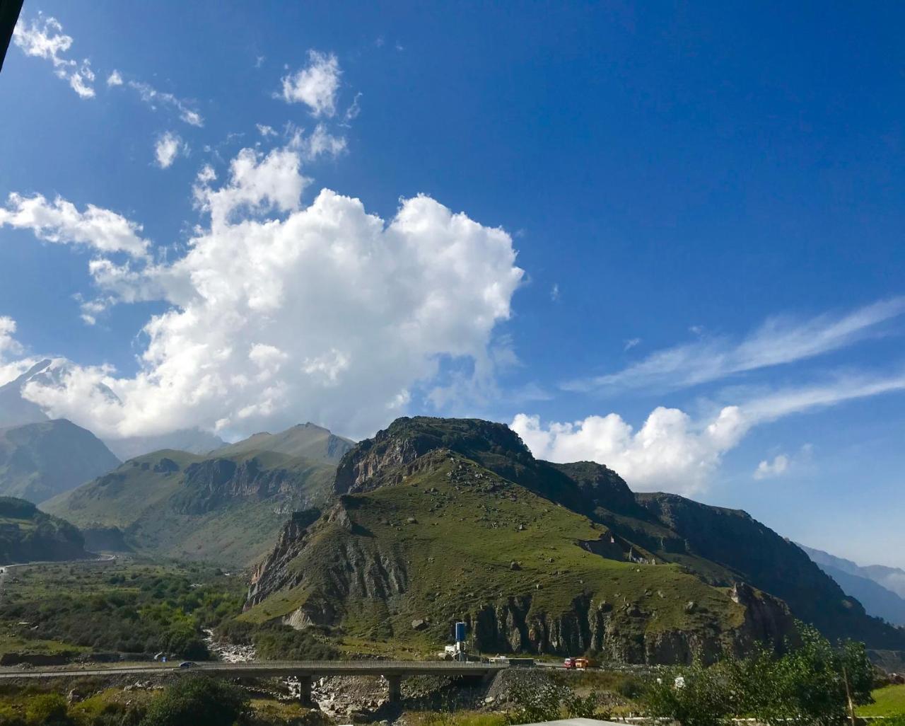 Riverside Kazbegi Extérieur photo